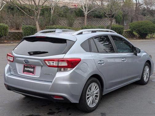 2018 Subaru Impreza 2.0i Premium