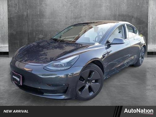 2022 Tesla Model 3 Standard Range