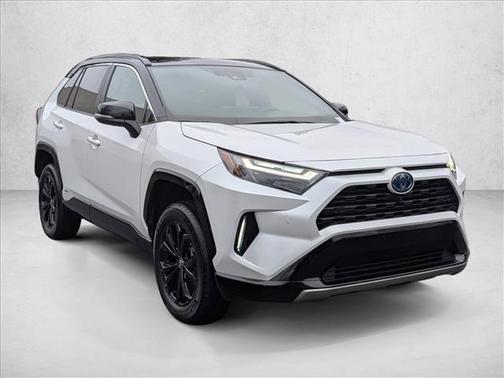 2024 Toyota RAV4 Hybrid SE