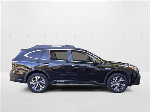 2022 Subaru Outback Touring