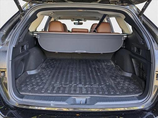 2022 Subaru Outback Touring