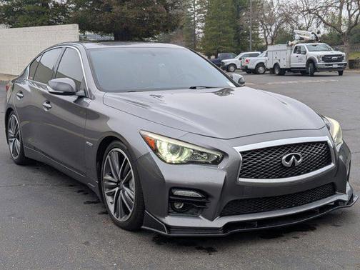 2015 INFINITI Q50 Hybrid Sport