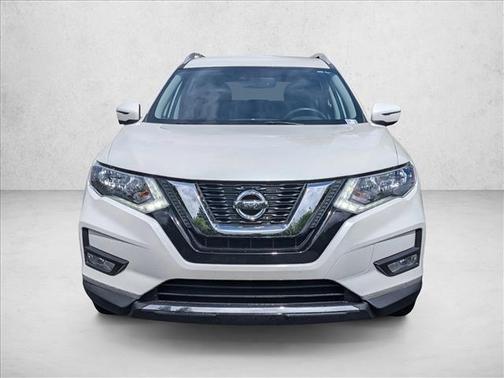 Pearl White 2017 Nissan Rogue SL