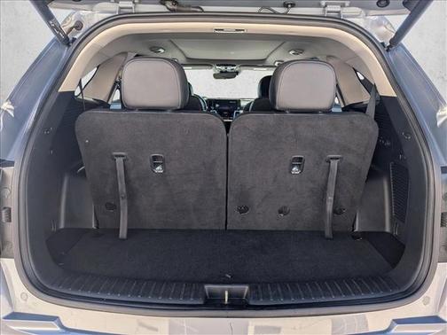 Everlasting Silver 2022 Kia Sorento SX