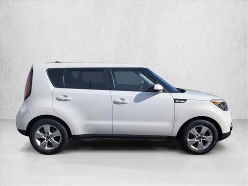 2017 Kia Soul Base