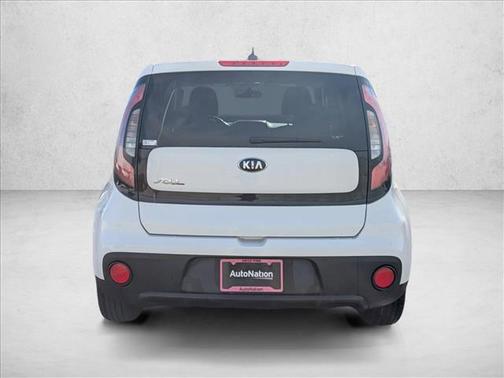 2017 Kia Soul Base