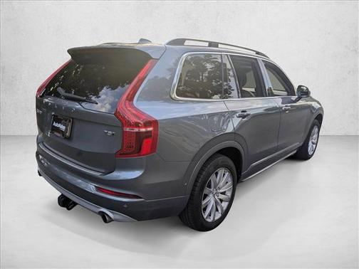 2018 Volvo XC90 T5 Momentum