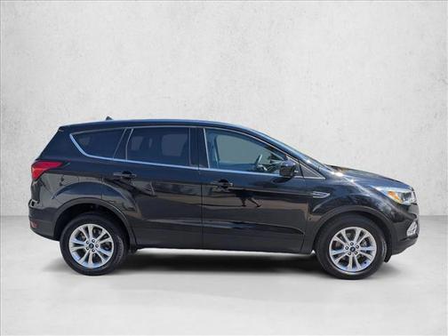 Agate Black Metallic 2019 Ford Escape SE