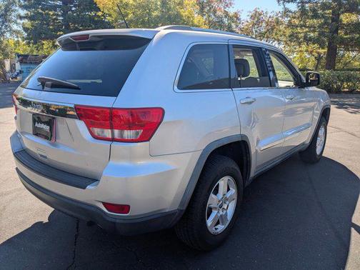 2011 Jeep Grand Cherokee Laredo