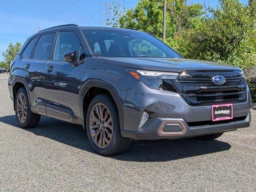 Magnetite Gray Metallic 2026 Subaru Forester Sport
