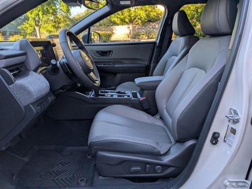 Crystal White Pearl 2026 Subaru Outback Limited