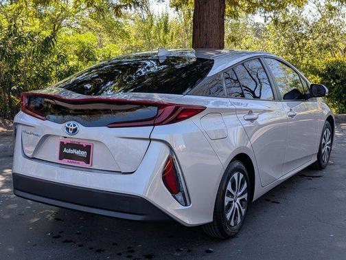 2022 Toyota Prius Prime LE