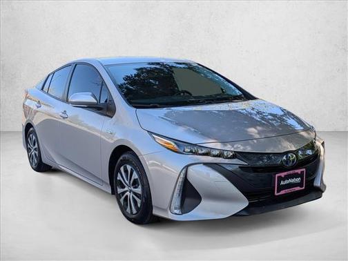 2022 Toyota Prius Prime LE