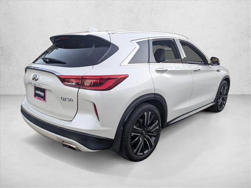 2021 INFINITI QX50 LUXE AWD
