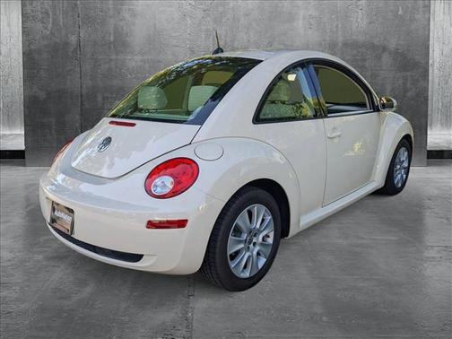 2008 Volkswagen New Beetle S