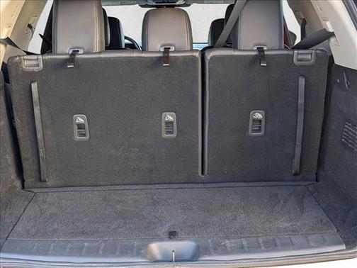 2022 Nissan Pathfinder SL 2WD