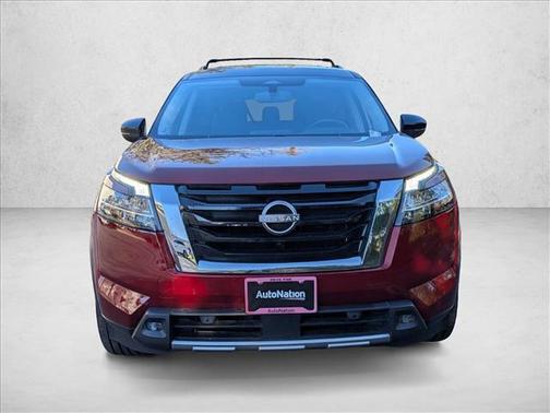 2022 Nissan Pathfinder SL 2WD