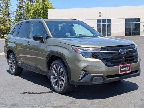 Autumn Green Metallic 2026 Subaru Forester Touring