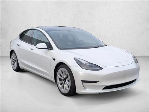 2022 Tesla Model 3 Long Range