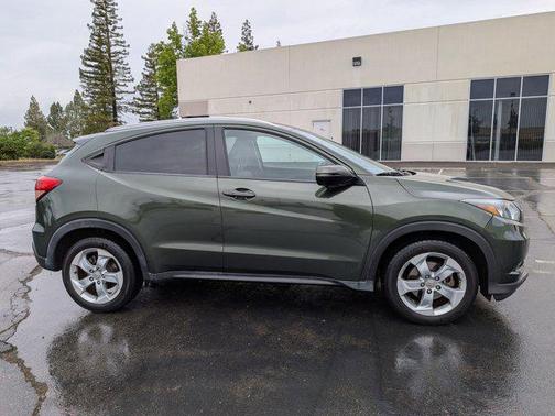 2016 Honda HR-V EX-L w/Navigation