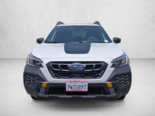 Crystal White Pearl 2025 Subaru Outback Wilderness