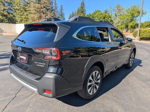 2025 Subaru Outback Touring