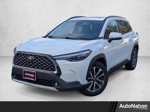 2022 Toyota Corolla Cross XLE