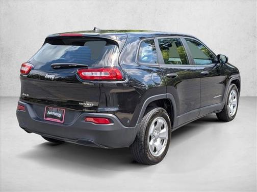 Brilliant Black Crystal Pearlcoat 2014 Jeep Cherokee Sport