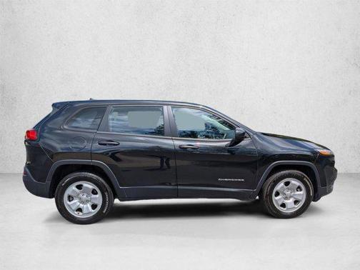 Brilliant Black Crystal Pearlcoat 2014 Jeep Cherokee Sport