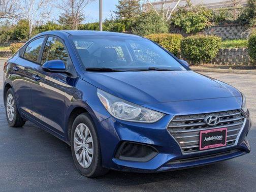2019 Hyundai Accent SE