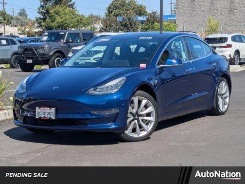 2018 Tesla Model 3 Long Range