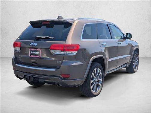 Walnut Brown Metallic Clearcoat 2017 Jeep Grand Cherokee Overland