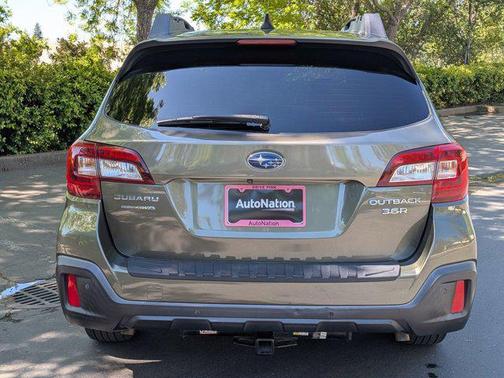 Wilderness Green Metallic 2019 Subaru Outback 3.6R Limited