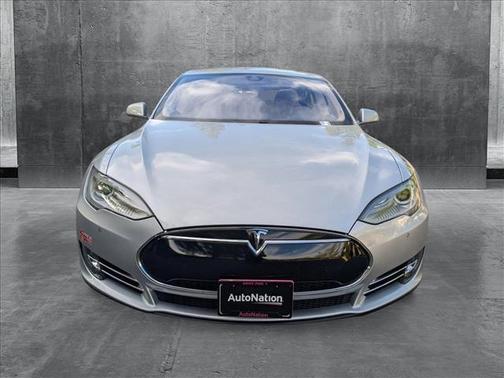 2015 Tesla Model S 85D