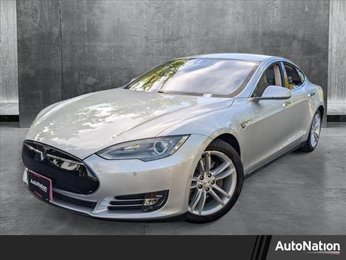 2015 Tesla Model S 85D