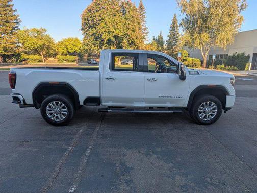 2022 GMC Sierra 2500 Denali
