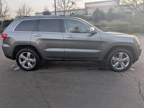 2011 Jeep Grand Cherokee Overland