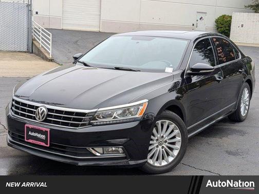 2017 Volkswagen Passat 1.8T SE