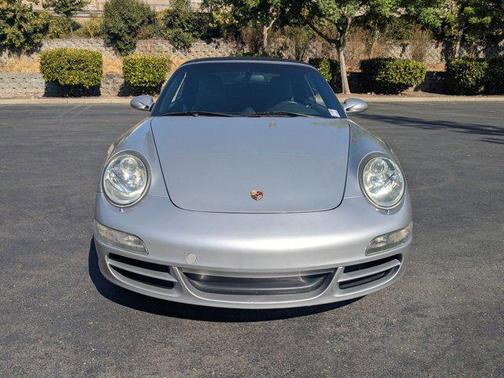 2005 Porsche 911 Carrera Cabriolet