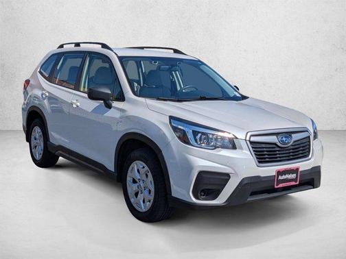 Crystal White Pearl 2019 Subaru Forester Base