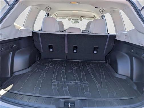 Crystal White Pearl 2019 Subaru Forester Base