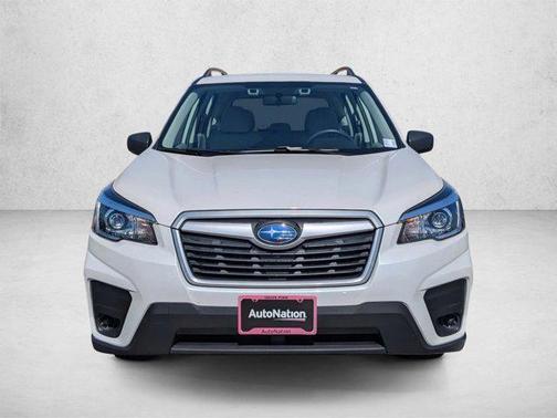 Crystal White Pearl 2019 Subaru Forester Base