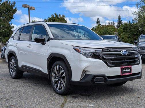 Crystal White Pearl 2026 Subaru Forester Touring