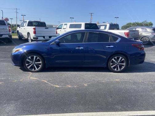 2017 Nissan Altima 2.5 SR
