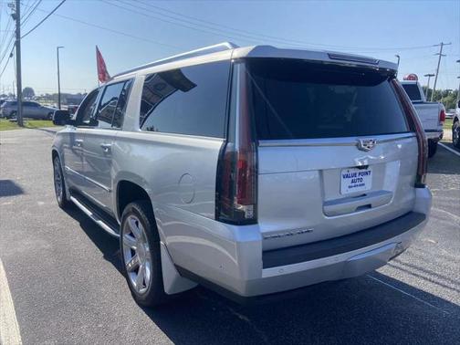 2017 Cadillac Escalade ESV Luxury