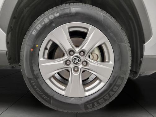 Silver Sky Metallic 2025 Toyota RAV4 XLE
