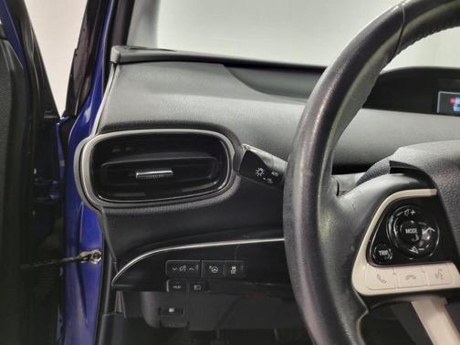 2017 Toyota Prius Three