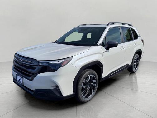 Ice Silver Metallic 2018 Subaru Forester 2.5i Premium