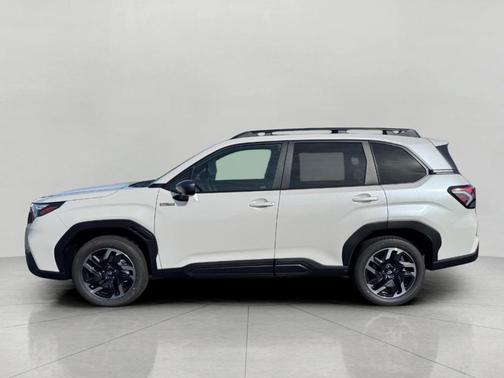 Ice Silver Metallic 2018 Subaru Forester 2.5i Premium