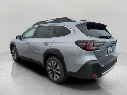 2025 Subaru Outback Touring